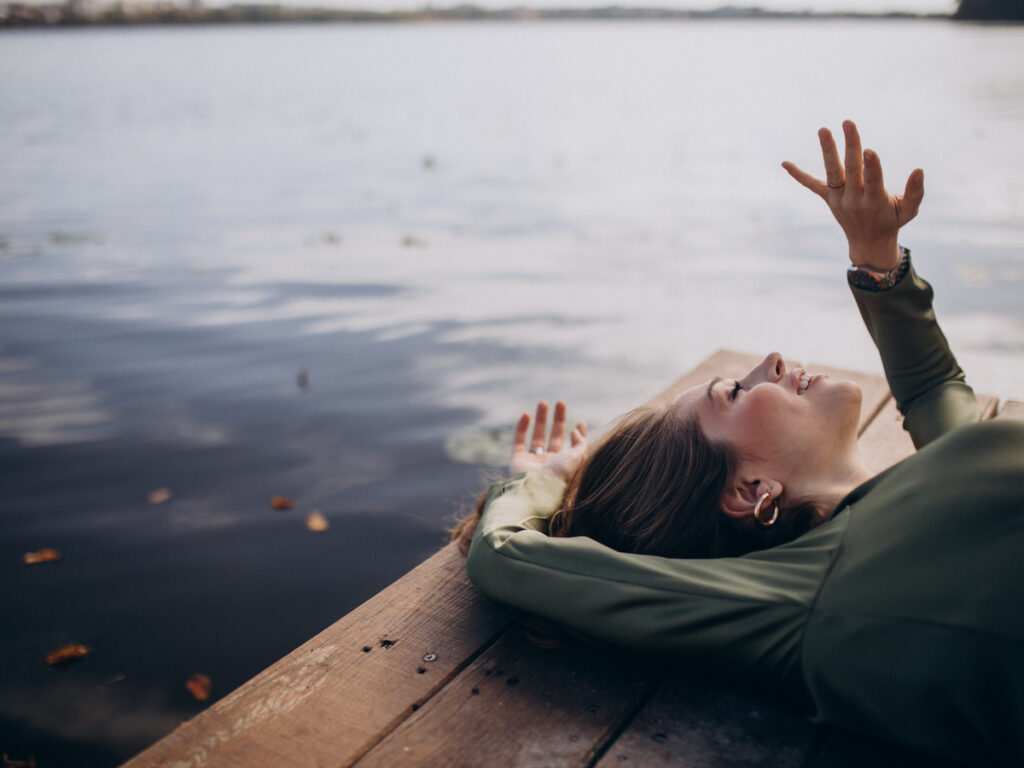 Técnicas de Liberación Emocional (EFT): Un Camino hacia el Equilibrio Interior y la Sanación
